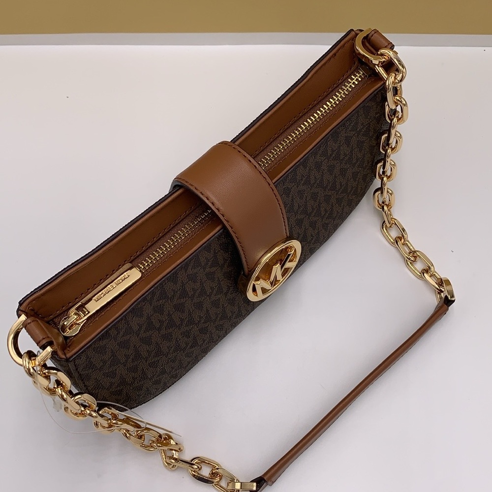 MICHAEL KORS
Carmen Small Shoulder Pochette Bag
Brown Signature 
NWT - Picture 13 of 16